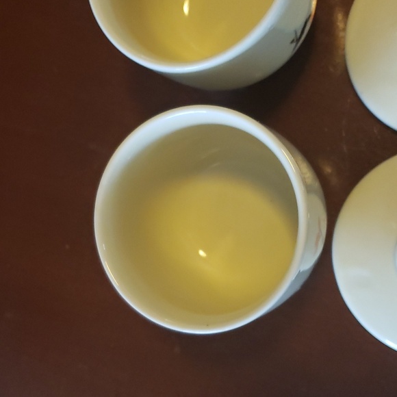 Vintage Japanese Bowls with Lids - Picture 8 of 10